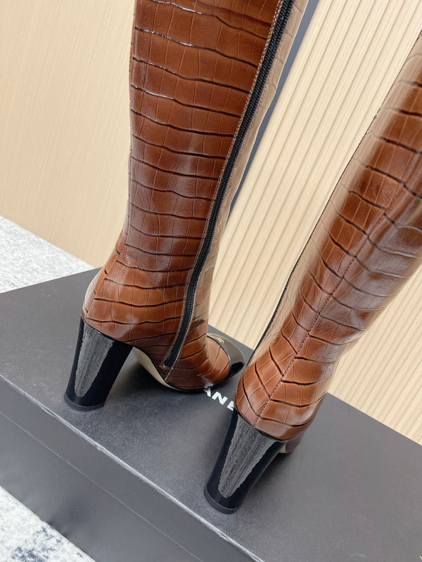 CHANEL Fall/Winter Chelsea Brown High Boots in Cowhide 591403