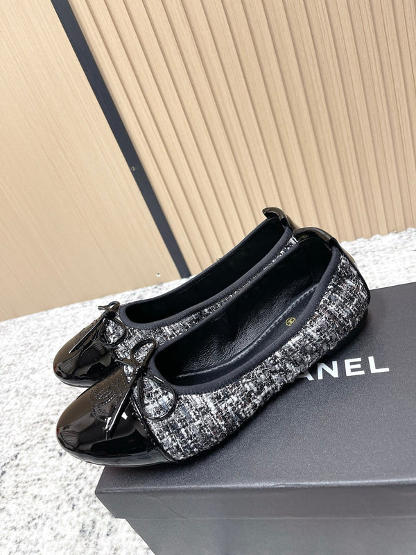 Chanel 26SS Ballet Flats Shoes Black in Lambskin with Fabric 591397