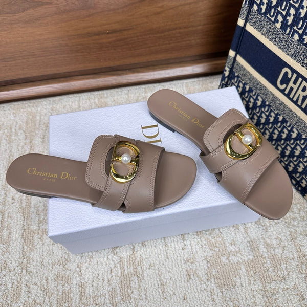 CD Montaigne Sandals Taupe in Calfskin 598171