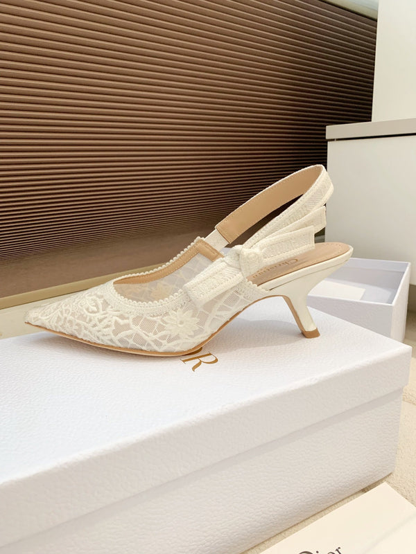 CD Ribbon Lace Open-toe Ivory Sandals 65 in Sheepskin 598118