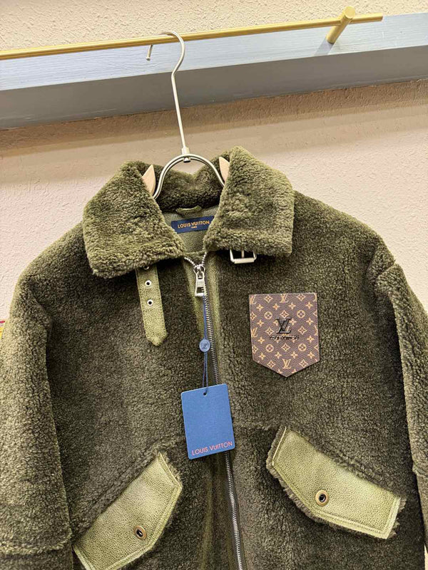 Louis Vuitton Shearling/Fur Coat 494014