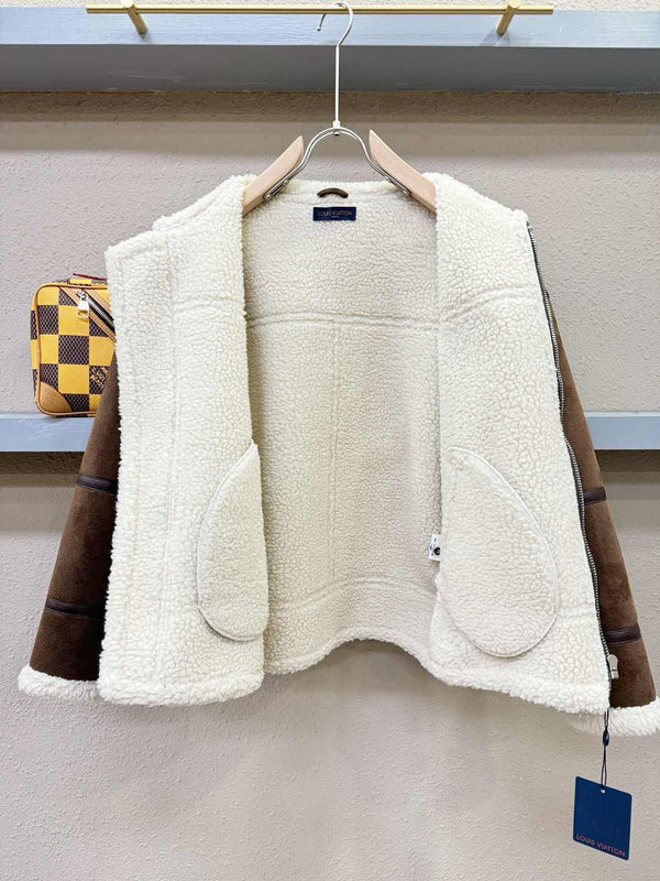 Louis Vuitton Shearling/Fur Coat 494012