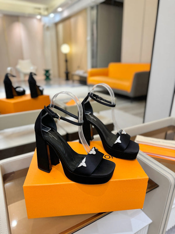 LV Swing Platform Sandal 11cm Black Cow Patent Leather 600328