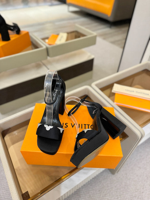LV Swing Platform Sandal 11cm Black Cow Patent Leather 600328