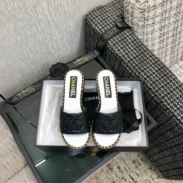 Chanel 26 High-Heeled Chain Slippers Black in Lambskin 602482
