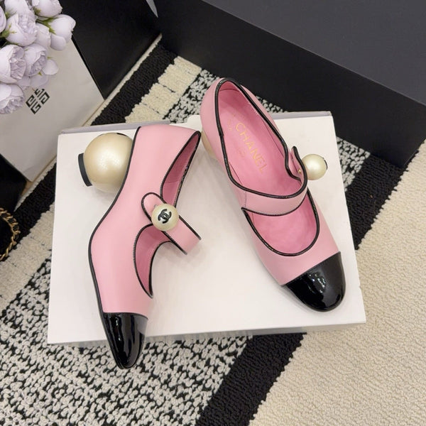CC Pearl Heel with Rhinstone Clasp Mary Janes Pink Cowhide 602355