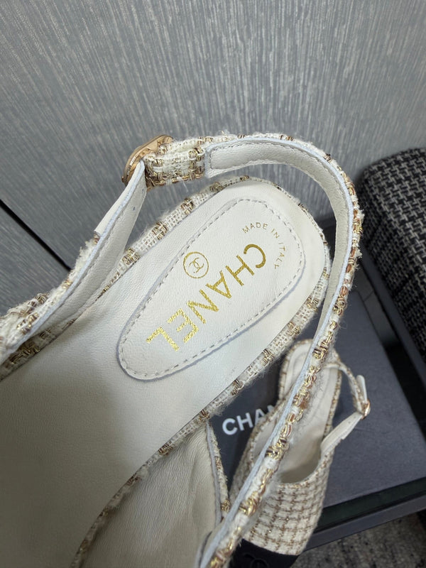 Chanel 26 Classic Chunky Heel Open Back Sandal 95 White in Tweed Fabric 602494