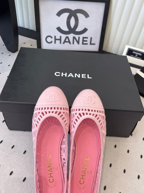 Chanel Ballet Flats Pink in Woven Raffia 611584
