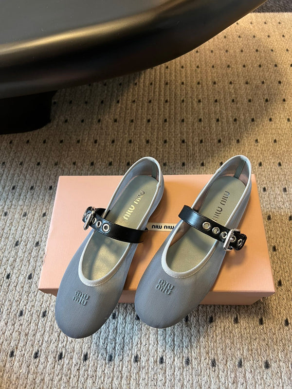 Miu Miu Women's Bow-Decorated Ballet Flats Gray in Mesh 614704