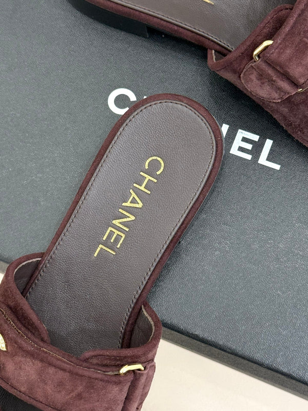 Chanel 26C Double C Backpack Buckle Velcro Slippers Burgundy in Suede 615790