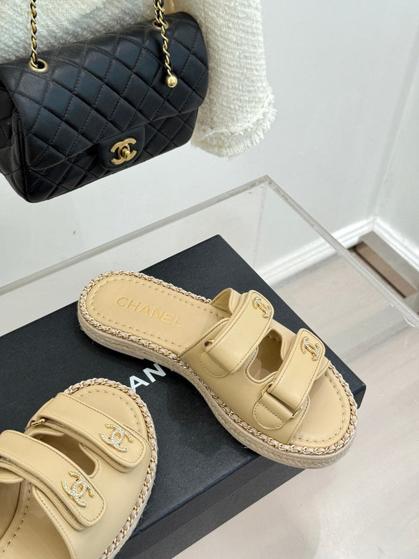 Chanel 26C Chain Double C Buckle Slippers Beige Cowhide 615786