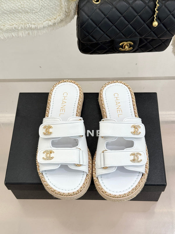 Chanel 26C Chain Double C Buckle Slippers White Cowhide 615785