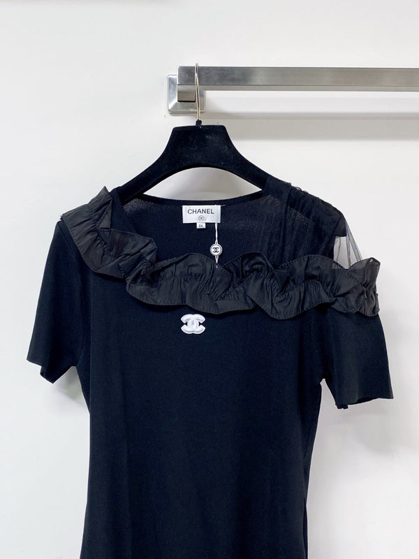 Chanel Short-Sleeve T-Shirt Black in Wool 125426