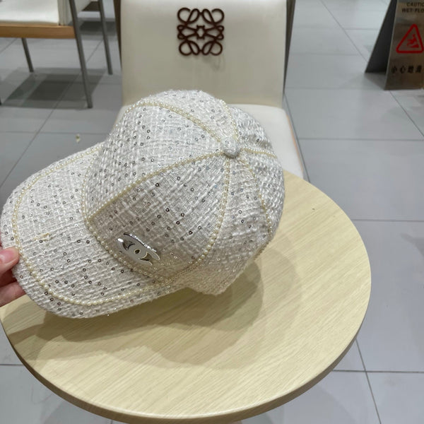 Chanel Baseball Cap With Heavy Pearl Off-white in Cloth 192119