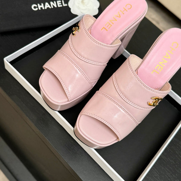 Chanel 2026 Runway Platform High-Heeled 12.5cm Sandals Pink in Cowhide 673057