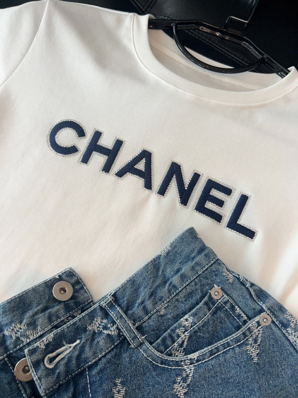 Chanel 26 Logo T-Shirt White in Cotton 161767