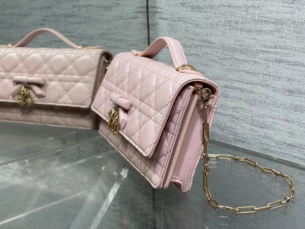 Dior 26 Bow Pearl Chain Clutch Pink Lambskin GHW