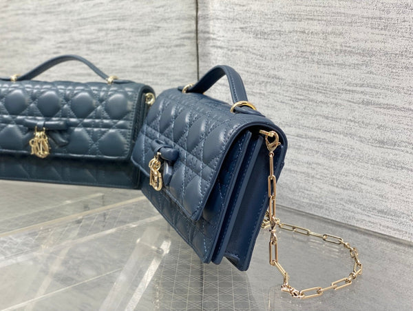 Dior 26 Bow Pearl Chain Clutch Navy Blue Lambskin GHW