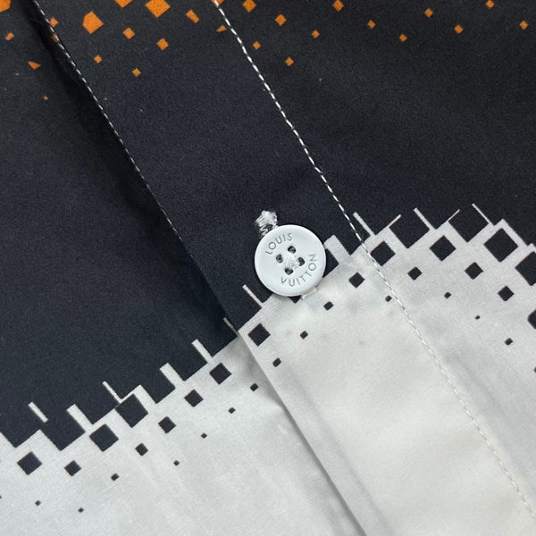 LV 26SS Bonfire Graffiti Long-Sleeve Shirt White Black in Cotton Poplin 229062