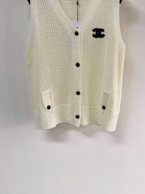 Chanel Vest Cream in Nitrile Cotton 257209