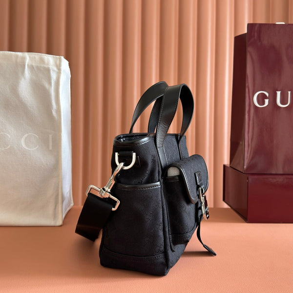 Gucci Cross Body Bag 23 Black in Canvas 284898