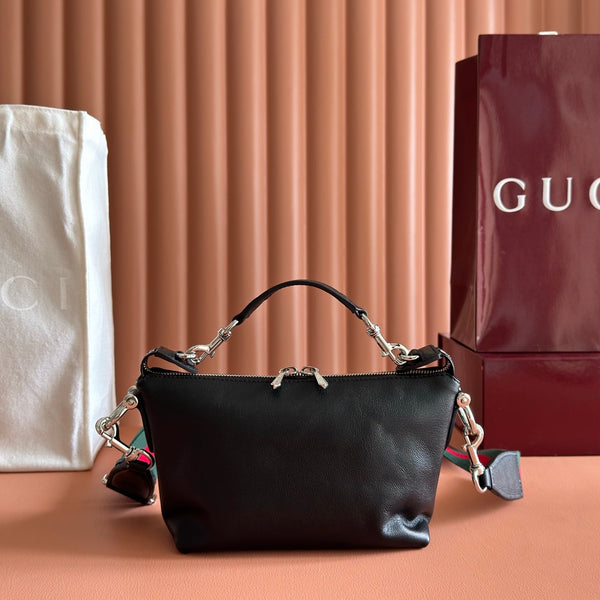 Gucci 26 Coach Shay Crossbody Bag 25.5 Black in Cowhide 284955