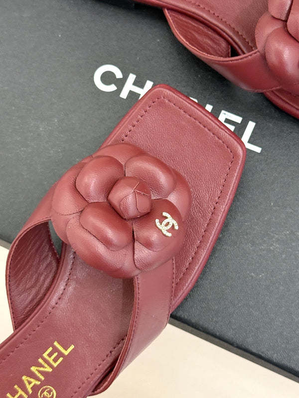 Chanel 26 Camellia Flip-Flops Burgundy in Cowhide 706388
