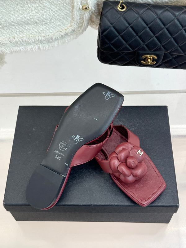 Chanel 26 Camellia Flip-Flops Burgundy in Cowhide 706388