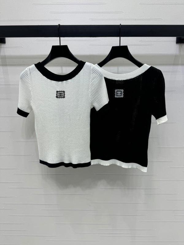 Chanel Short-Sleeve T-Shirt White in Wool 373087