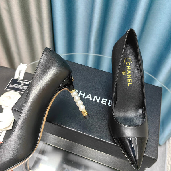 Chanel 26 Pointed Toe 85mm Pearl Black in Cowhide 712803