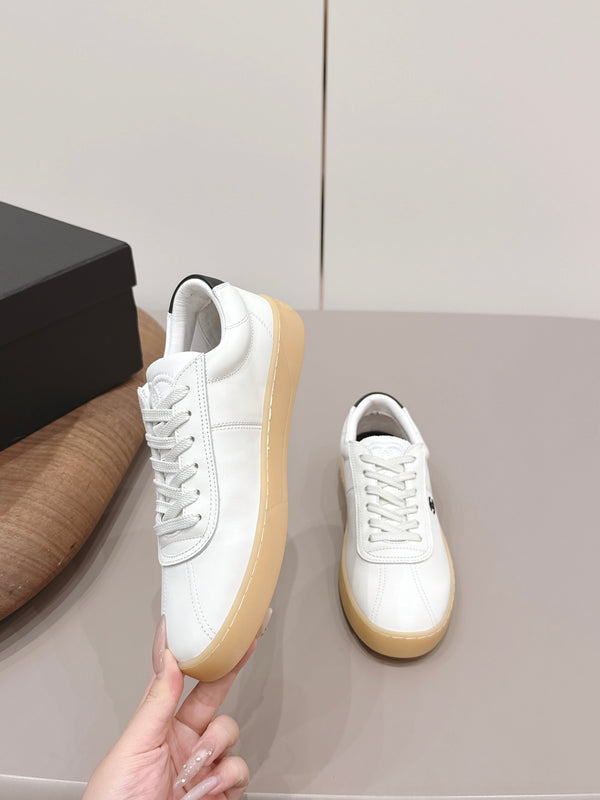 Chanel 26 Round Toe Platform Casual Shoes White in Cowhide 739425
