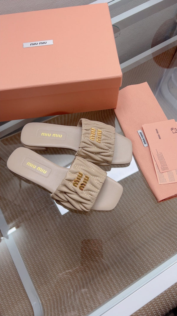 Miu Sandal Sand Beige Matelassé Leather 739551