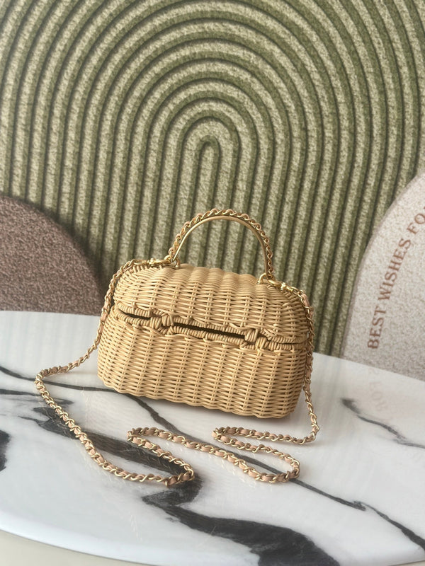 Chanel 26c Vanity Case 19.5cm Straw Color in Woven Rattan