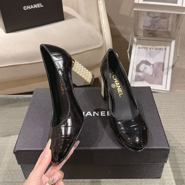 Chanel 26 Pumps Pearl Heel 80mm Black in Calfskin 739574