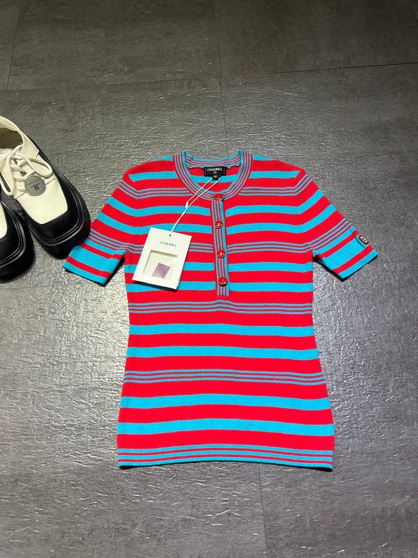Chanel Slim-fit Short-sleeved top + Skirt in Cotton 362317