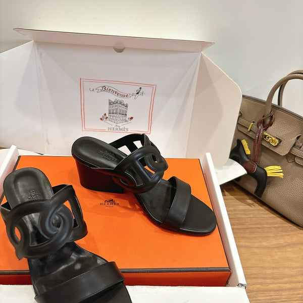 Hermès Sandal 60 Black in Calfskin 743965