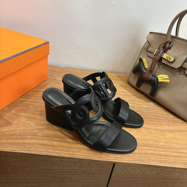 Hermès Sandal 60 Black in Calfskin 743965