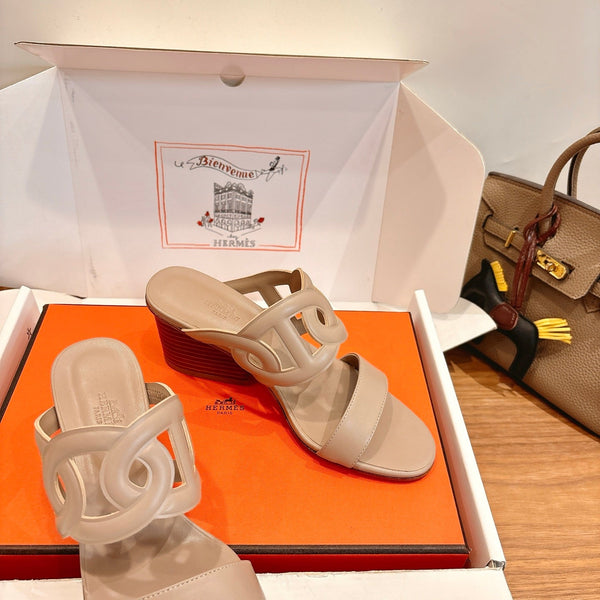 Hermès Sandal 60 Beige in Calfskin 743968