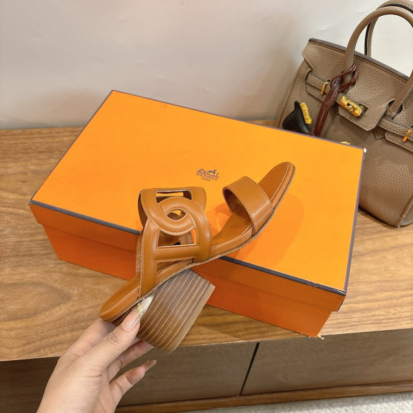 Hermès Sandal 60 Brown in Calfskin 743969