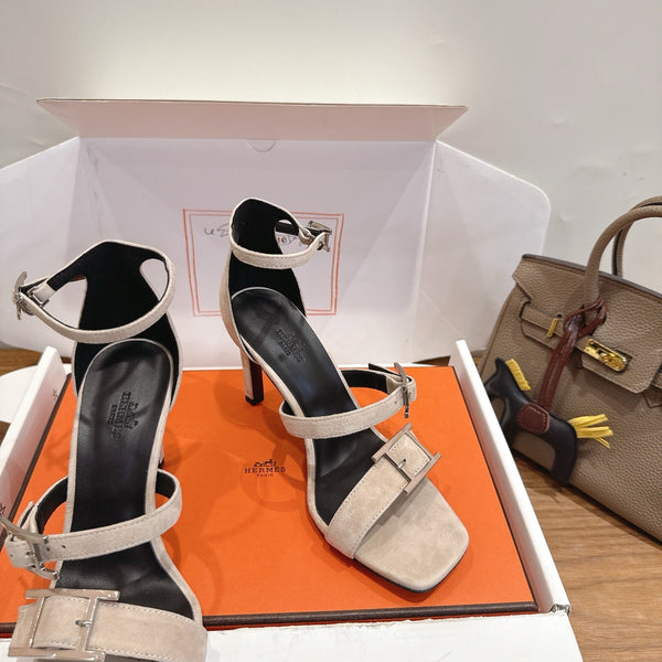 Hermès Liv Sandal 10.5 Beige in Deerskin 744075