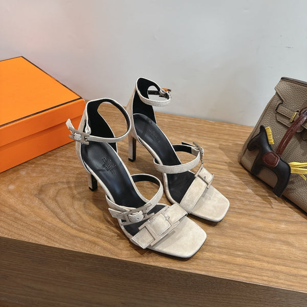 Hermès Liv Sandal 10.5 Beige in Deerskin 744075