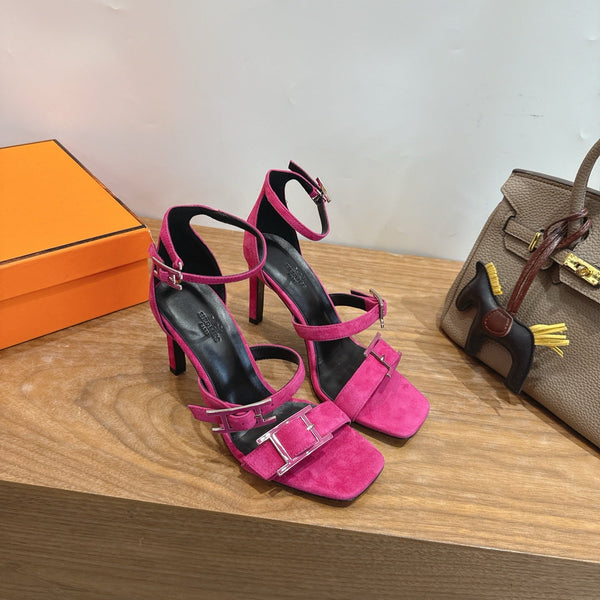 Hermès Liv Sandal 10.5 Pink in Deerskin 744076