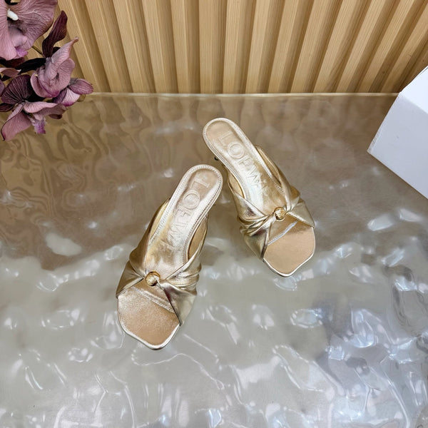 Loew Pebble Soft Sandal 55 Gold in Sheepskin 749421
