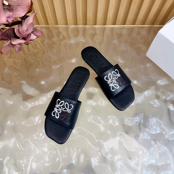 Loew Sandal Black in Sheepskin 749334