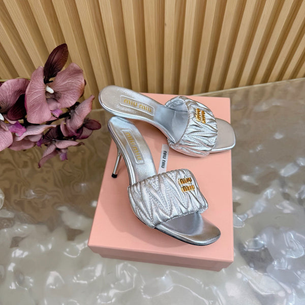 MM Pointed-Toe High Heels 85 Silver in Sheepskin 749057