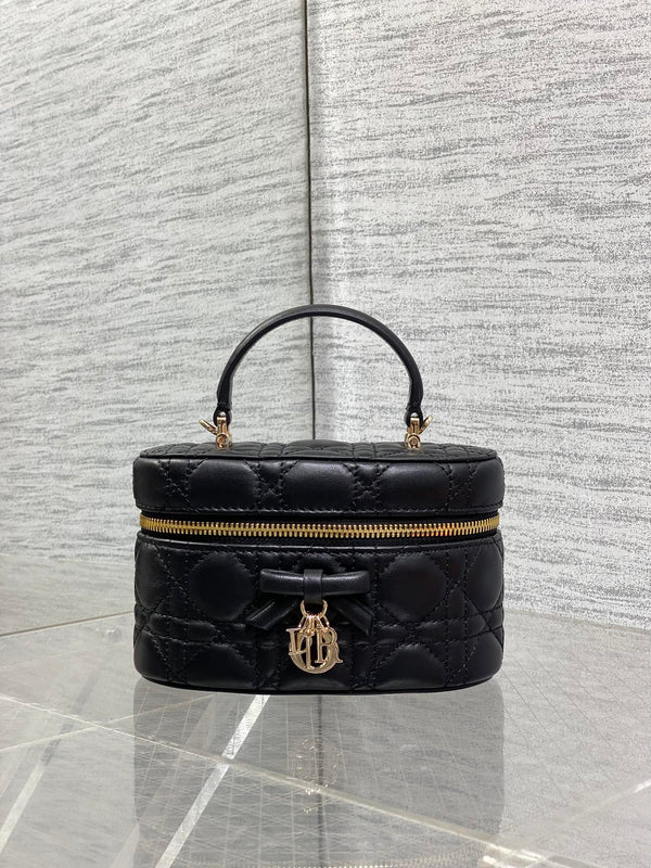 CD Bow-embellished Cosmetic Bag 17.5  Black in Lambskin 286414