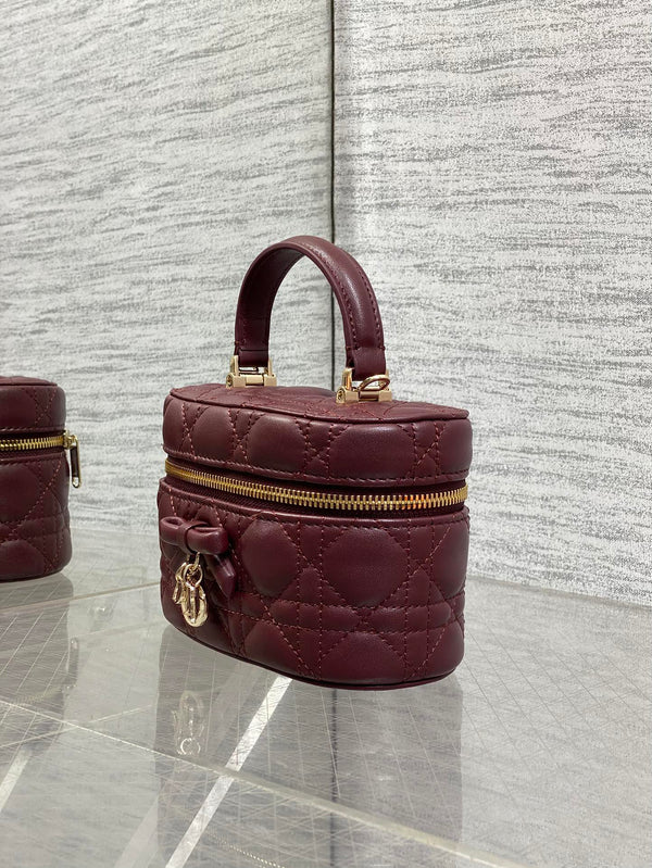 CD Bow-embellished Cosmetic Bag 17.5 Burgundy in Lambskin 286416