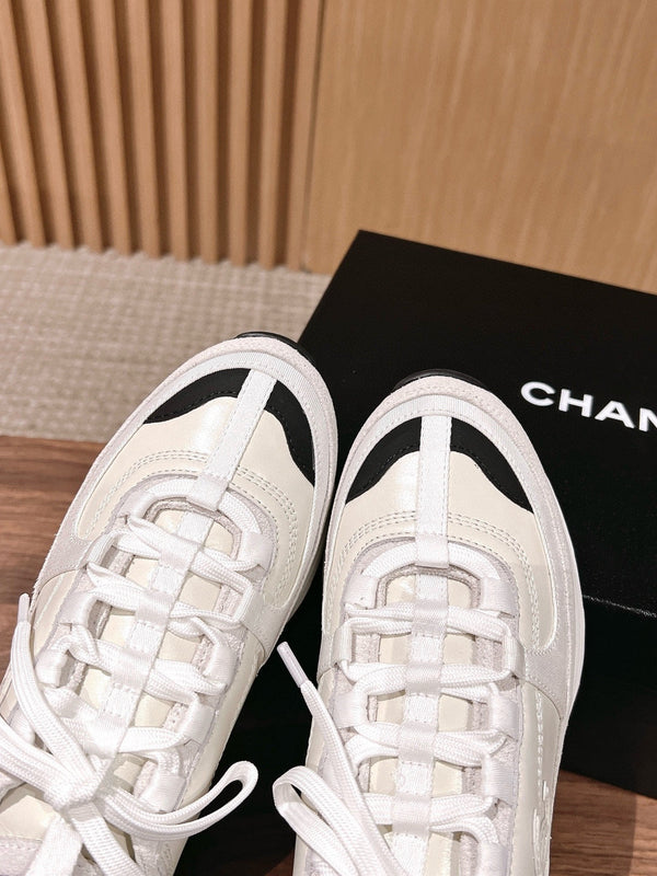CC Sneaker White Black in Leather 753928