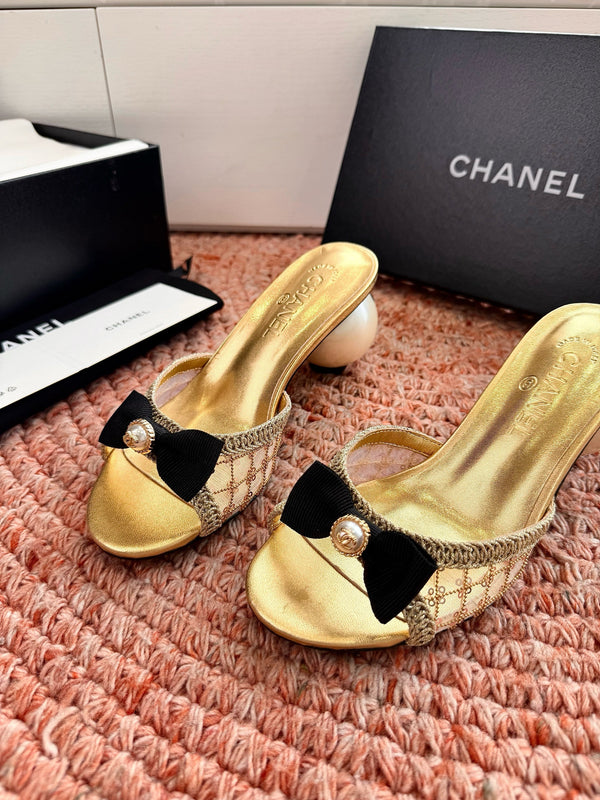 CC 26SS Pearl Heel 70mm Bow Sandals Gold in Netting fabric 760567