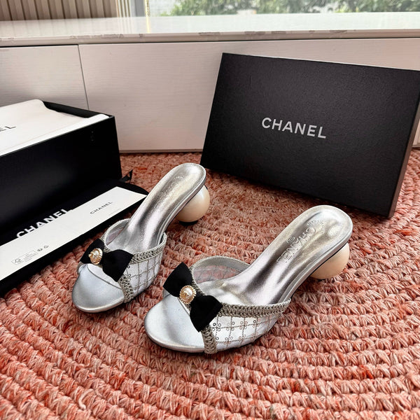 CC 26SS Pearl Heel 70mm Bow Sandals Silver in Netting fabric 760566